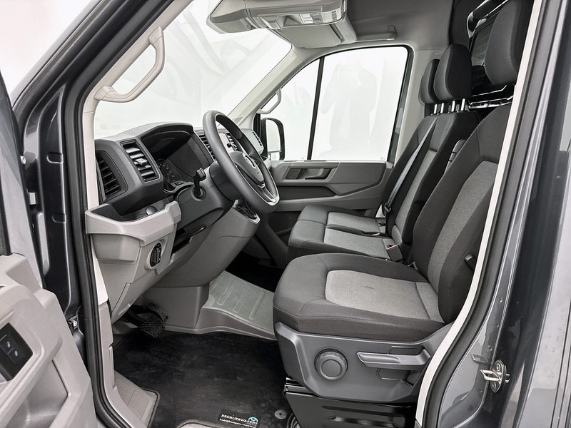 Volkswagen Crafter 35 2.0 TDI L3H3 177PK DSG Navigatie full map Achteruitrijcamera Betimmering Cruise control - Kastenwagen: das Bild 4 Volkswagen Crafter 35 2.0 TDI L3H3 177PK DSG Navigatie full map Achteruitrijcamera Betimmering Cruise control - Kastenwagen: das Bild 4