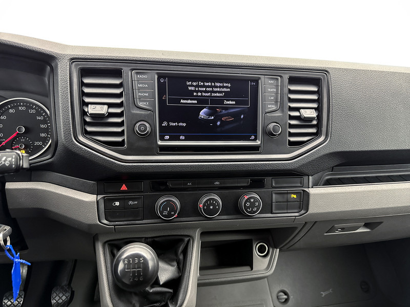 Volkswagen Crafter 35 2.0 TDI L3H3 Navigatie Inrichting Achteruitrijcamera met sensoren Cruise control - Kastenwagen: das Bild 5 Volkswagen Crafter 35 2.0 TDI L3H3 Navigatie Inrichting Achteruitrijcamera met sensoren Cruise control - Kastenwagen: das Bild 5