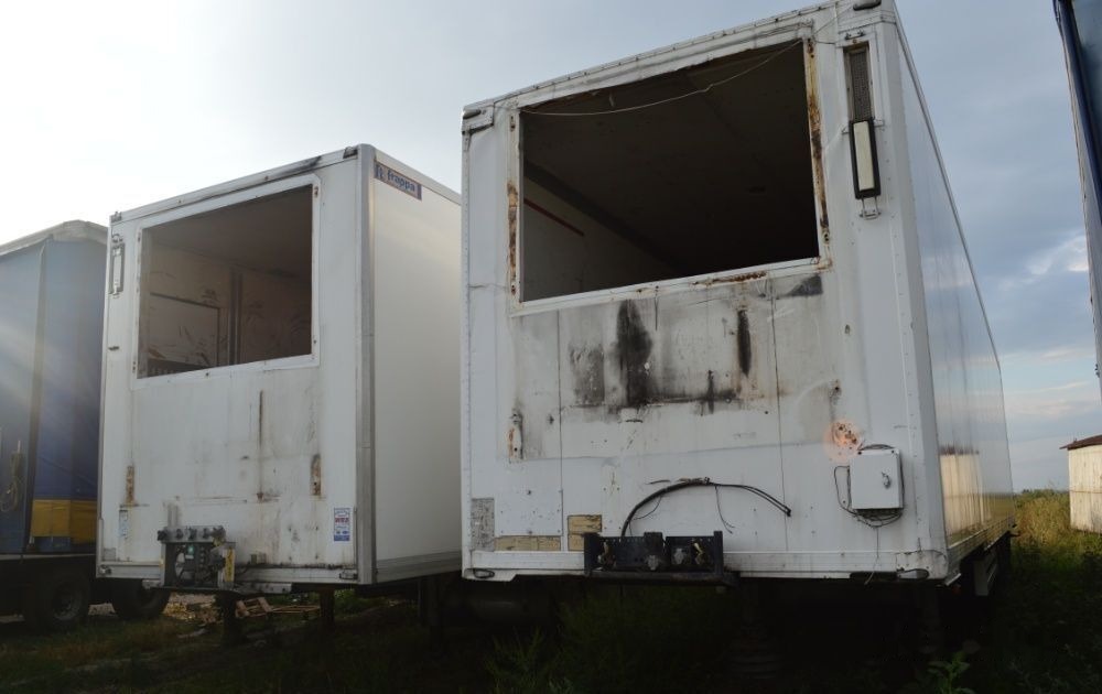 Container izoterm -frigorific - Isotherm Auflieger: das Bild 1 Container izoterm -frigorific - Isotherm Auflieger: das Bild 1