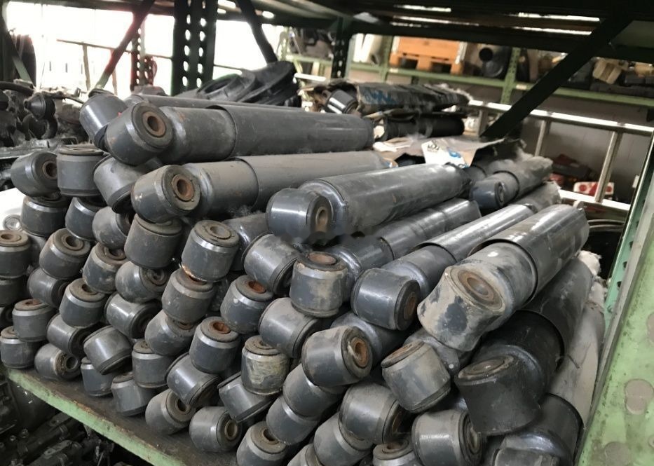 - Stoßdämpfer für LKW: das Bild 2 - Stoßdämpfer für LKW: das Bild 2