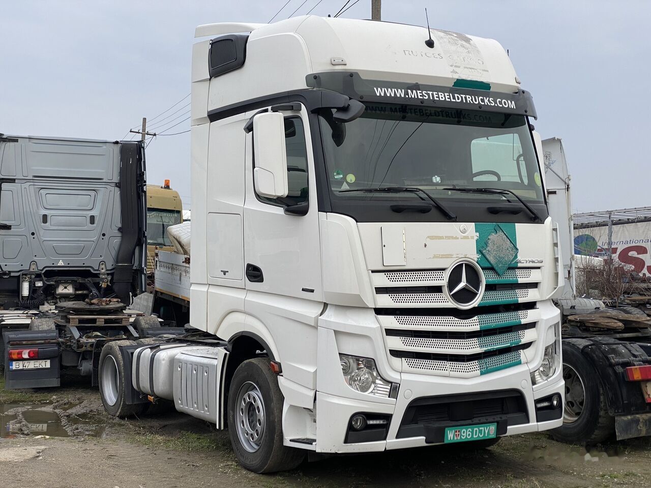 Mercedes-Benz Cap tractor MERCEDES-BENZ TOP Actros 1842 MP4 Klima MegaSpace - Sattelzugmaschine: das Bild 1 Mercedes-Benz Cap tractor MERCEDES-BENZ TOP Actros 1842 MP4 Klima MegaSpace - Sattelzugmaschine: das Bild 1
