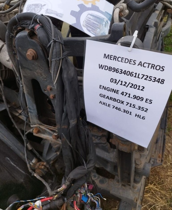 Mercedes-Benz Actros truck - Rahmen/ Chassis für LKW: das Bild 1 Mercedes-Benz Actros truck - Rahmen/ Chassis für LKW: das Bild 1