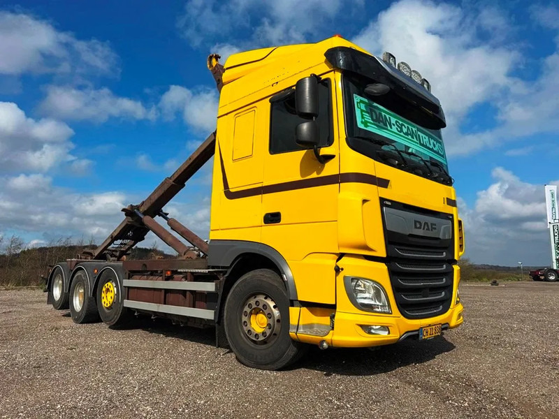 DAF XF 530 Hoglift with knæk arm. - Abrollkipper: das Bild 2 DAF XF 530 Hoglift with knæk arm. - Abrollkipper: das Bild 2