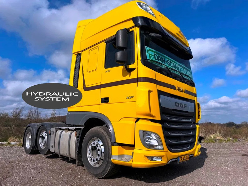 DAF XF 530 Twensteer 6x2/4. Hydr. system. - Sattelzugmaschine: das Bild 1 DAF XF 530 Twensteer 6x2/4. Hydr. system. - Sattelzugmaschine: das Bild 1