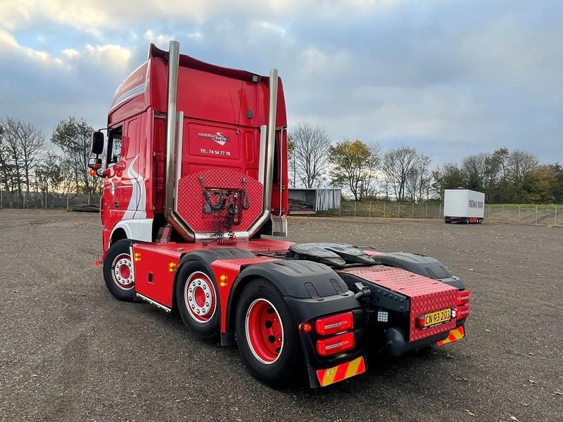 DAF XF 530 Twensteer Special interior. Full Air suspension Hydr. system - Sattelzugmaschine: das Bild 5 DAF XF 530 Twensteer Special interior. Full Air suspension Hydr. system - Sattelzugmaschine: das Bild 5