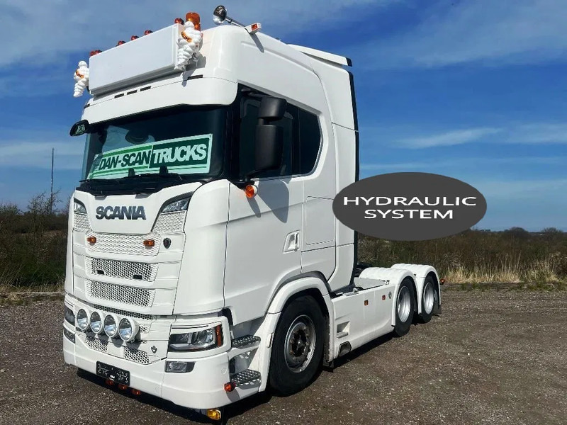 Scania 590S V8 NGS Like new . Air / Air suspension. hydr. system. - Sattelzugmaschine: das Bild 1 Scania 590S V8 NGS Like new . Air / Air suspension. hydr. system. - Sattelzugmaschine: das Bild 1