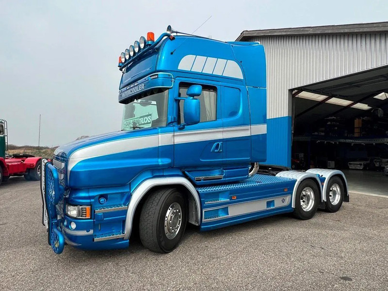 Scania T520 V8 Speciel interior. Air / Air suspension. Opticruise / Retarder .PTO on Engine and gearbox. New Hydr. system. - Sattelzugmaschine: das Bild 4 Scania T520 V8 Speciel interior. Air / Air suspension. Opticruise / Retarder .PTO on Engine and gearbox. New Hydr. system. - Sattelzugmaschine: das Bild 4