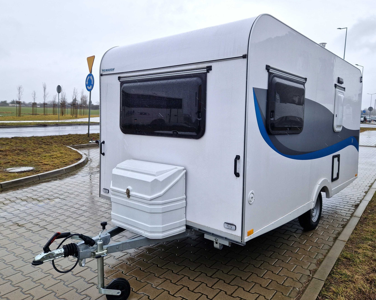 Nowy 2025 N-LAZUR Niewiadów dla 4os. - Wohnwagen: das Bild 2 Nowy 2025 N-LAZUR Niewiadów dla 4os. - Wohnwagen: das Bild 2