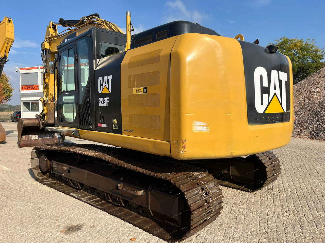 Caterpillar 323FL - Kettenbagger: das Bild 2 Caterpillar 323FL - Kettenbagger: das Bild 2