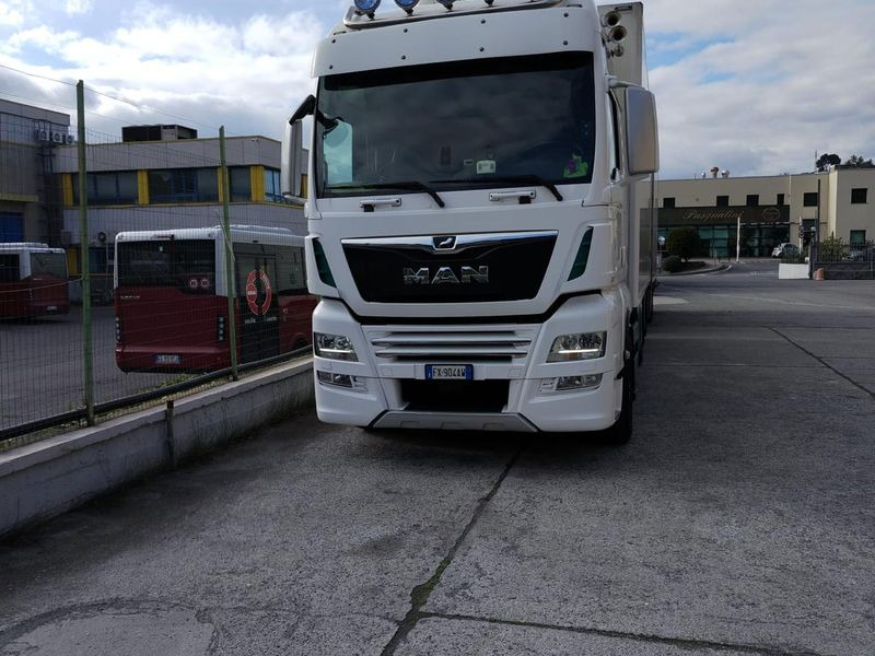 AUTOTRENO FRIGO MAN TGX TGX 26.580 6x2-4 LL - Kühlkoffer LKW: das Bild 2 AUTOTRENO FRIGO MAN TGX TGX 26.580 6x2-4 LL - Kühlkoffer LKW: das Bild 2