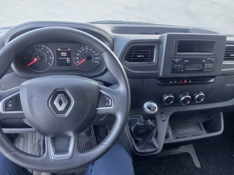 Renault Master Furgone red edition 2021 - Kastenwagen: das Bild 5 Renault Master Furgone red edition 2021 - Kastenwagen: das Bild 5