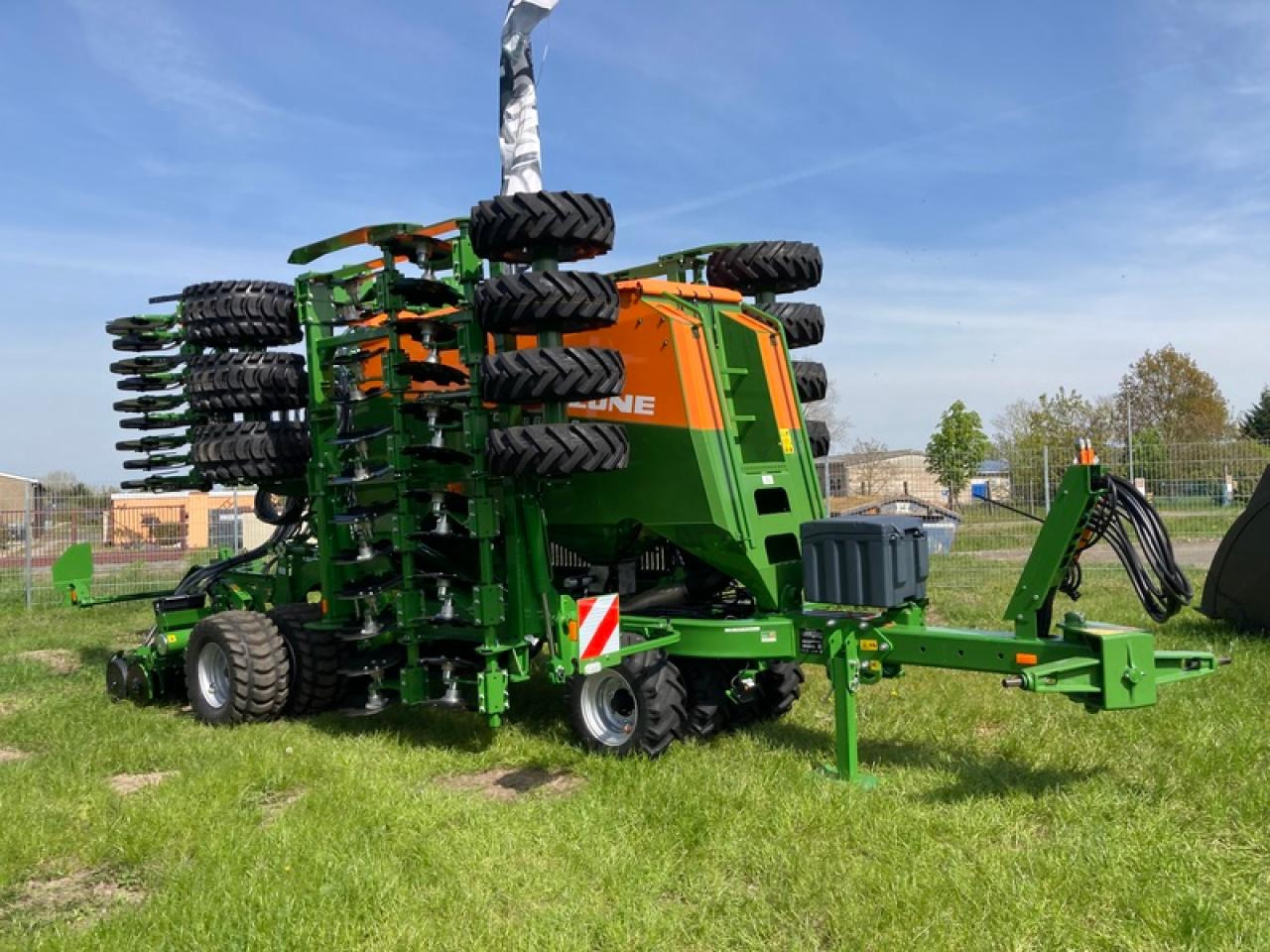 Amazone CIRRIUS 6003 - Säkombination: das Bild 1 Amazone CIRRIUS 6003 - Säkombination: das Bild 1