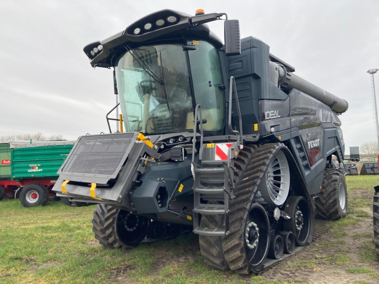 Fendt IDEAL 9 - Mähdrescher: das Bild 2 Fendt IDEAL 9 - Mähdrescher: das Bild 2