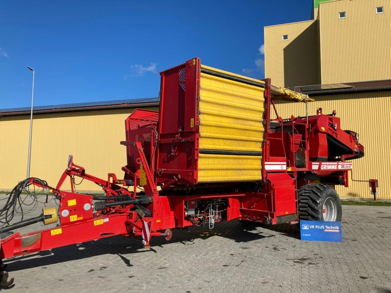 Grimme SE 150-60 - Kartoffelroder: das Bild 1 Grimme SE 150-60 - Kartoffelroder: das Bild 1