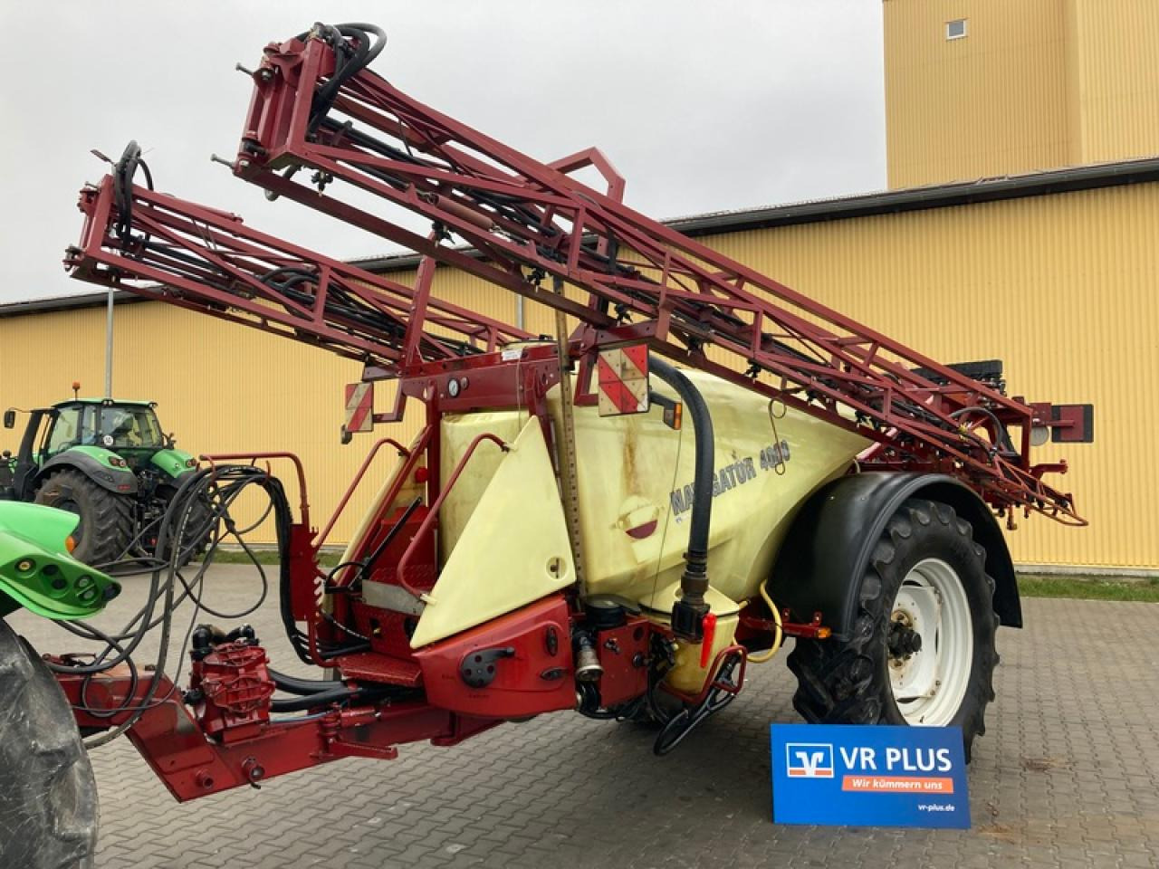 Hardi NAVIGATOR 4000L 27M - Anhängespritze: das Bild 1 Hardi NAVIGATOR 4000L 27M - Anhängespritze: das Bild 1