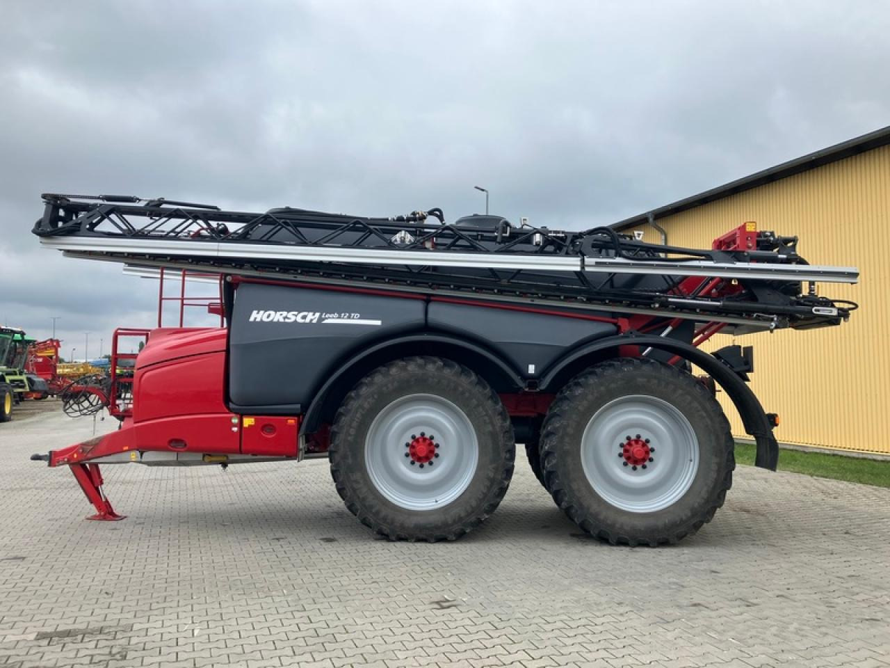Horsch LEEB 12 TD CCS PRO + PWM!!! 24K HA - Anhängespritze: das Bild 2 Horsch LEEB 12 TD CCS PRO + PWM!!! 24K HA - Anhängespritze: das Bild 2