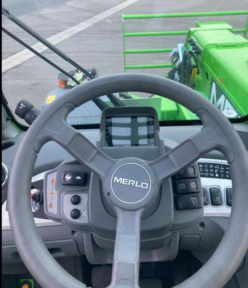Merlo MF 34.9 CS140 MULTIFARMER - Teleskoplader: das Bild 4 Merlo MF 34.9 CS140 MULTIFARMER - Teleskoplader: das Bild 4