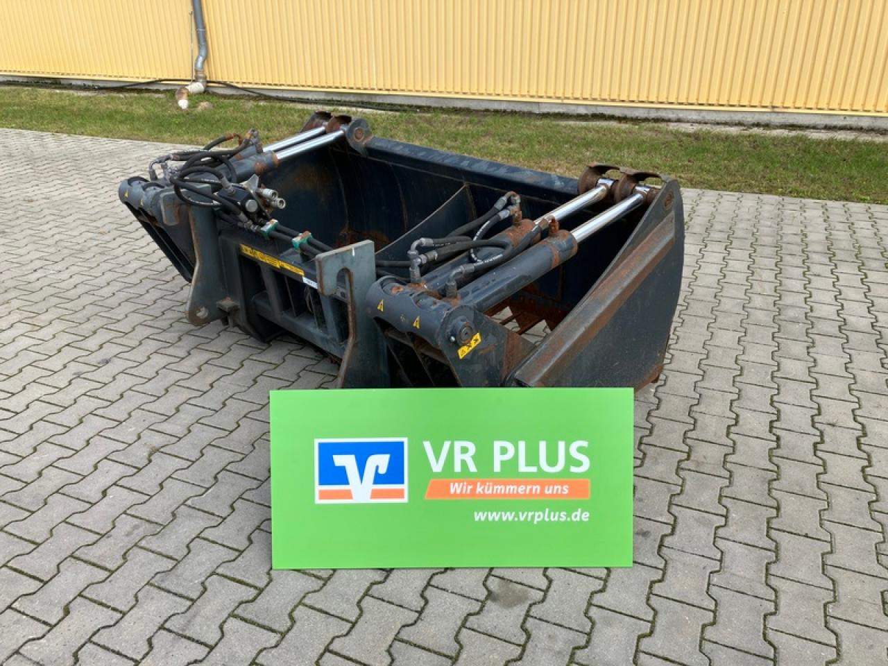 Saphir SSZ199 - Schaufel: das Bild 1 Saphir SSZ199 - Schaufel: das Bild 1