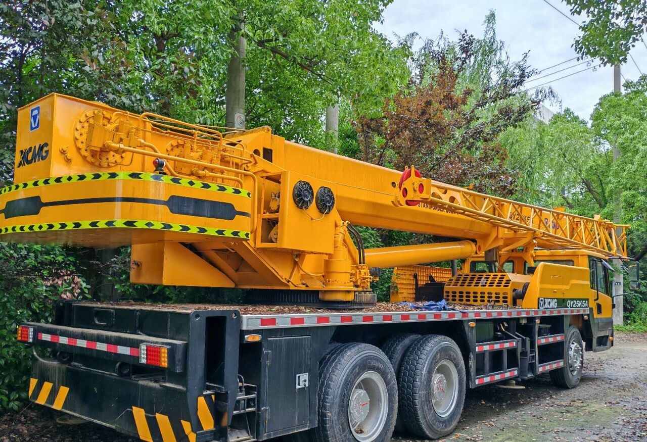 XCMG QY25K QY25K-I QY25KC XCT25 25T 25ton - Mobilkran: das Bild 3 XCMG QY25K QY25K-I QY25KC XCT25 25T 25ton - Mobilkran: das Bild 3