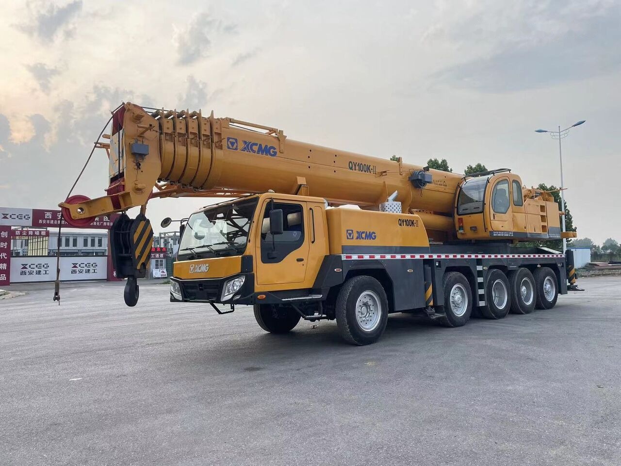 XCMG QY90K QY100K-II 90T 100T 90ton 100ton 80 70 50 - Mobilkran: das Bild 2 XCMG QY90K QY100K-II 90T 100T 90ton 100ton 80 70 50 - Mobilkran: das Bild 2