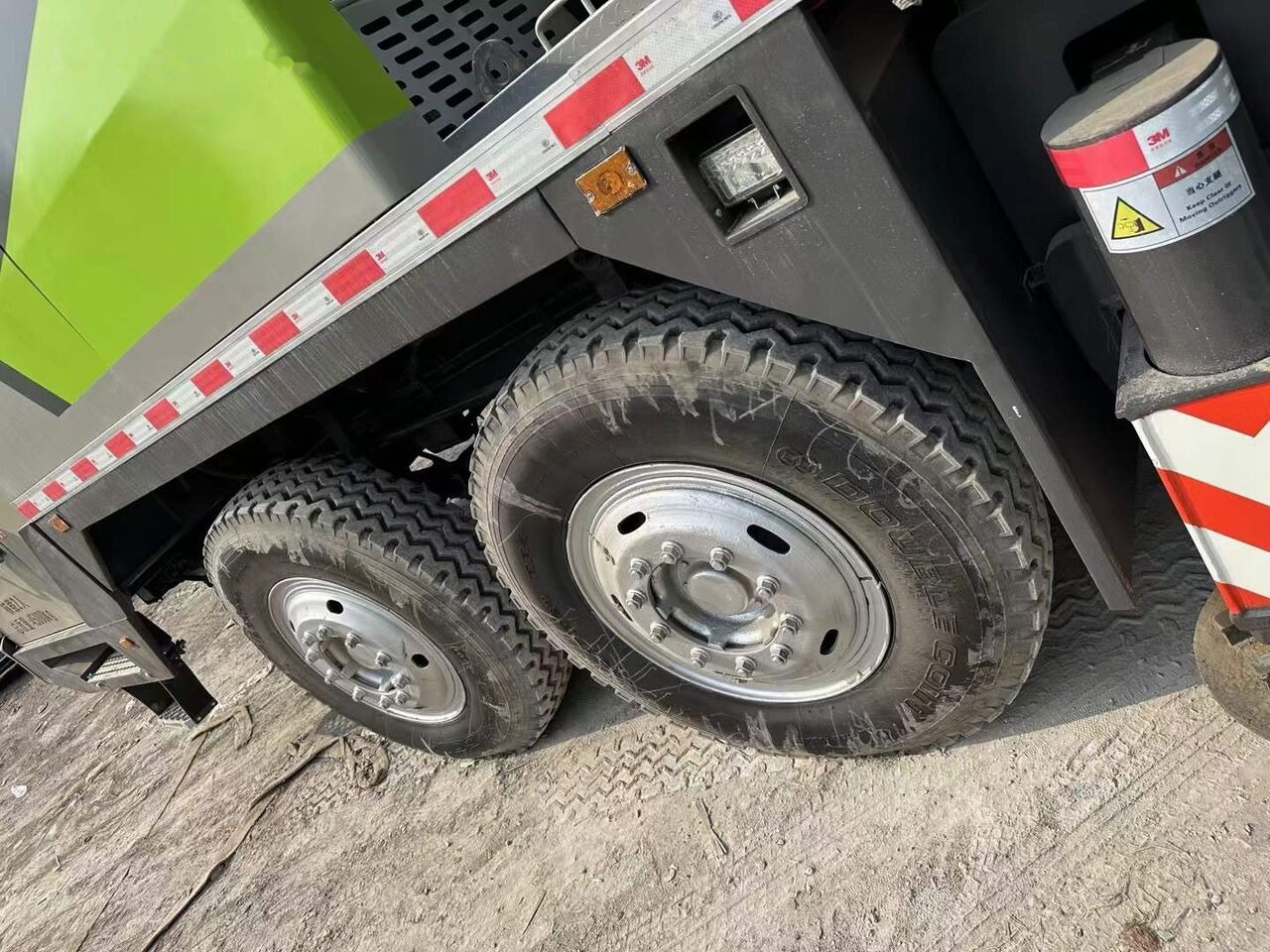 Zoomlion Chinese brand used Zoomlion ZTC500V ZTC700V ZTC900V 50 ton 70 to - Mobilkran: das Bild 5 Zoomlion Chinese brand used Zoomlion ZTC500V ZTC700V ZTC900V 50 ton 70 to - Mobilkran: das Bild 5