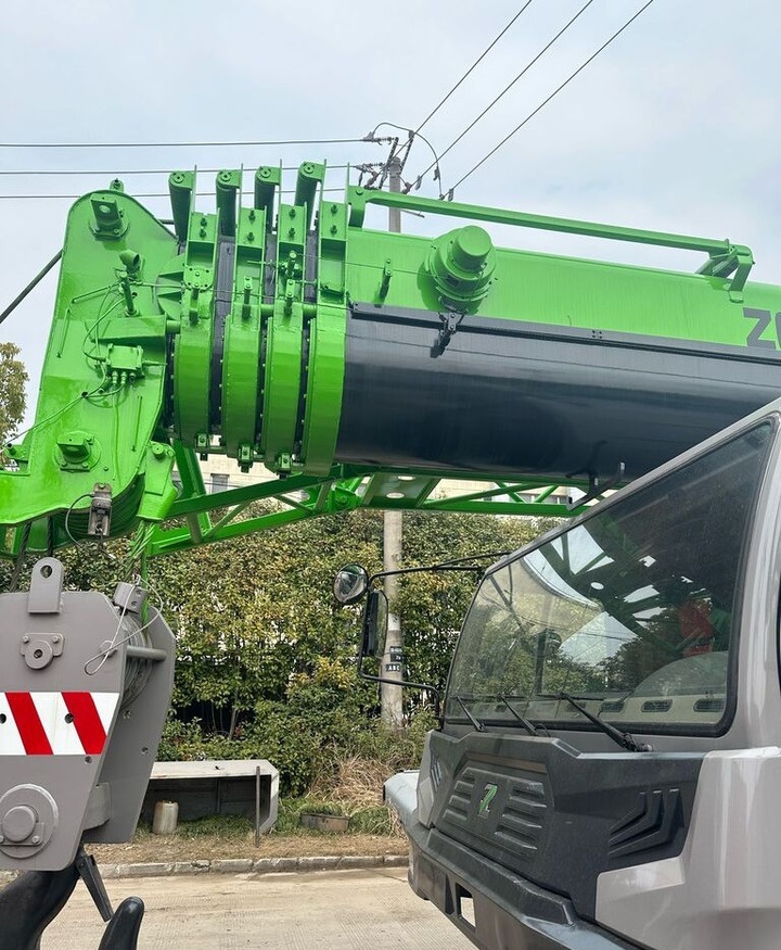 Zoomlion ZTC700V ZTC800V ZTC900V 50T 70T 80T 100T - Mobilkran: das Bild 5 Zoomlion ZTC700V ZTC800V ZTC900V 50T 70T 80T 100T - Mobilkran: das Bild 5