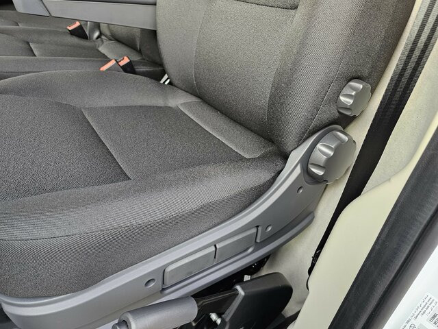 FIAT Ducato 35 140 L2H2 Voll-LED 260° 7''TFT Kamera... - Kastenwagen: das Bild 2 FIAT Ducato 35 140 L2H2 Voll-LED 260° 7''TFT Kamera... - Kastenwagen: das Bild 2