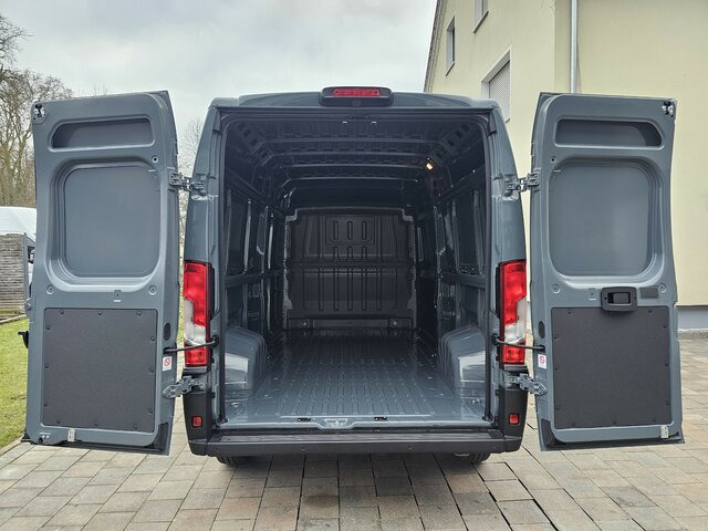 NEU: Kastenwagen FIAT Ducato 35 Automatik L3H2 13m³ LED 260° CarPlay...: das Bild 25