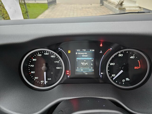 IVECO Daily 35S18HA8V Hi-Matic 16m³ XL LED ACC - Kastenwagen: das Bild 5 IVECO Daily 35S18HA8V Hi-Matic 16m³ XL LED ACC - Kastenwagen: das Bild 5