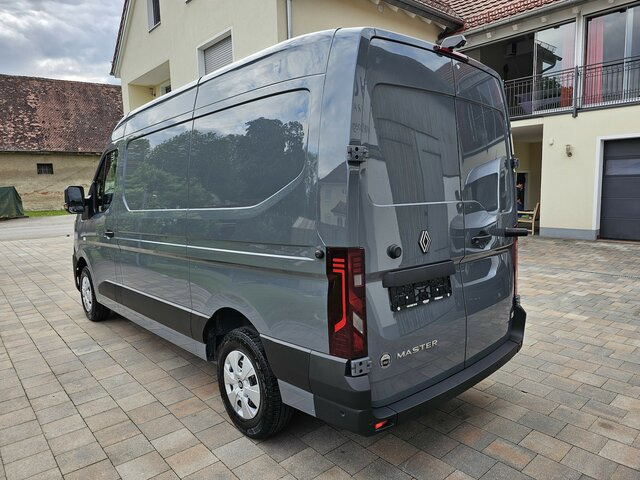 Kastenwagen RENAULT Master L2H2 170 Neues Modell 10'' Navi Kamera: das Bild 36