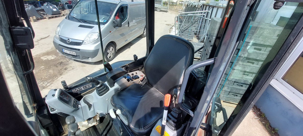 Minibagger Kubota U27-4 HI: das Bild 8