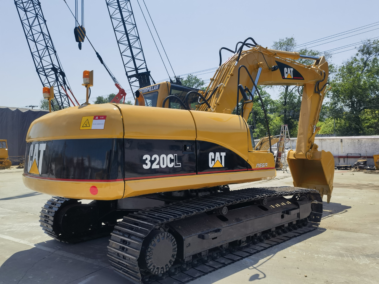 CAT 320CL Excavator - Kettenbagger: das Bild 4 CAT 320CL Excavator - Kettenbagger: das Bild 4