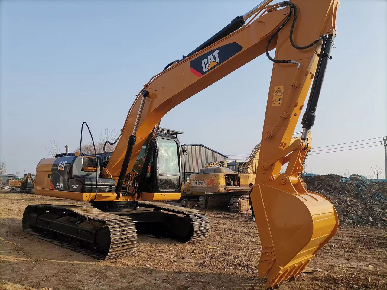 CAT 320DL used excavator - Kettenbagger: das Bild 2 CAT 320DL used excavator - Kettenbagger: das Bild 2