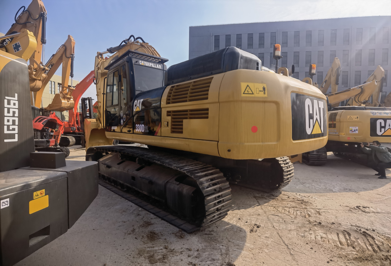 CAT 330D2L Excavator - Kettenbagger: das Bild 3 CAT 330D2L Excavator - Kettenbagger: das Bild 3