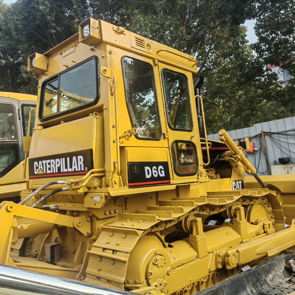 CAT D6G Bulldozer - Bulldozer: das Bild 2 CAT D6G Bulldozer - Bulldozer: das Bild 2