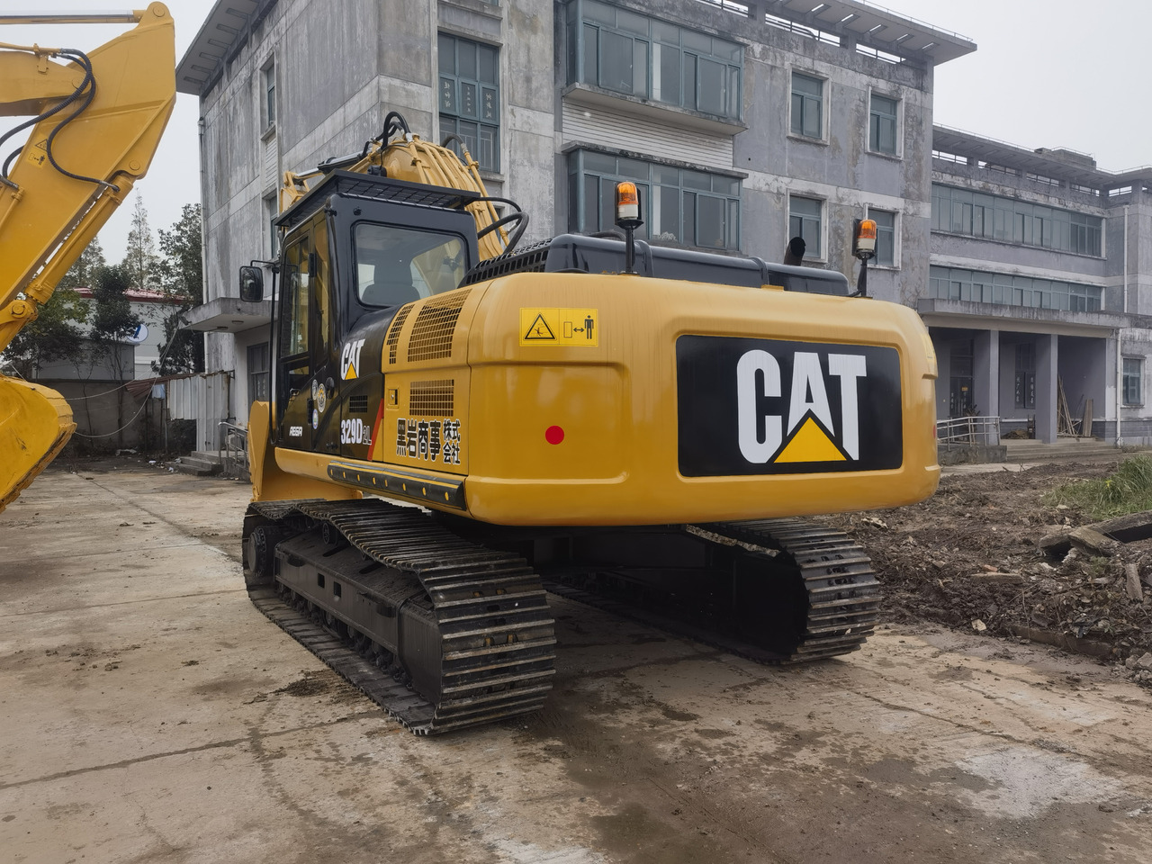 CATERPILLAR 329 D - Kettenbagger: das Bild 4 CATERPILLAR 329 D - Kettenbagger: das Bild 4