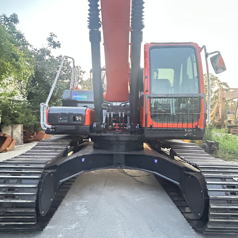 Doosan DX300LC-9c Crawler Excavator - Kettenbagger: das Bild 4 Doosan DX300LC-9c Crawler Excavator - Kettenbagger: das Bild 4