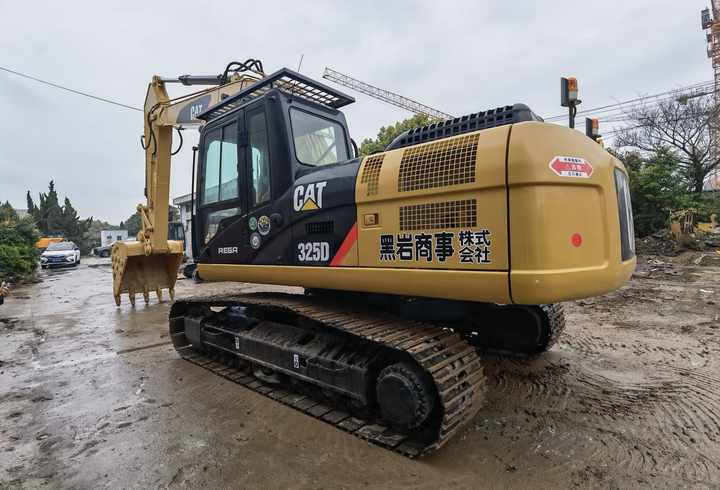 Excavadora CAT 330 330D 325D excavator cheap used CAT 330D2L digger CAT325 earth moving machine for sale - Kettenbagger: das Bild 4 Excavadora CAT 330 330D 325D excavator cheap used CAT 330D2L digger CAT325 earth moving machine for sale - Kettenbagger: das Bild 4