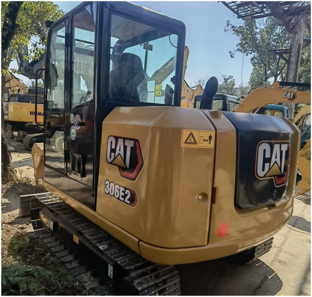 Good Condition Excavator Used Caterpillar 306E2 used excavators japan for sale in shanghai yard - Kettenbagger: das Bild 5 Good Condition Excavator Used Caterpillar 306E2 used excavators japan for sale in shanghai yard - Kettenbagger: das Bild 5