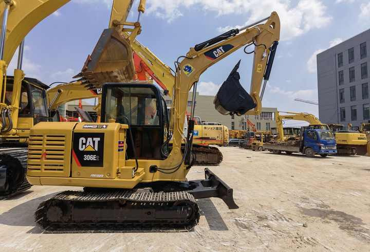 Good Condition Mini Excavator 7.5Ton Cat 306e2 Hydraulic Crawler second hand Mini digger For Sale - Kettenbagger: das Bild 2 Good Condition Mini Excavator 7.5Ton Cat 306e2 Hydraulic Crawler second hand Mini digger For Sale - Kettenbagger: das Bild 2