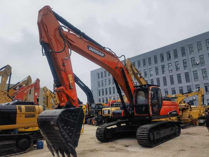 Good Condition Used Excavators Japan Used Excavator DOOSAN DX340LCA Hydraulic Crawler Digger Excavator for Sale - Kettenbagger: das Bild 4 Good Condition Used Excavators Japan Used Excavator DOOSAN DX340LCA Hydraulic Crawler Digger Excavator for Sale - Kettenbagger: das Bild 4