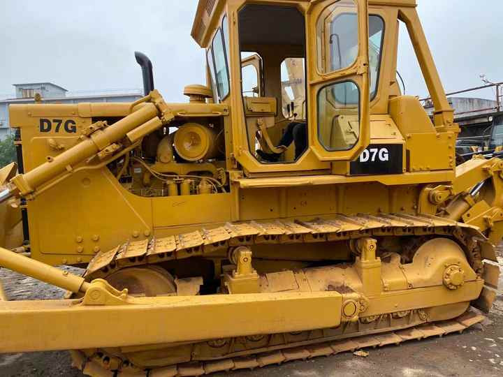 High Performance and Excellent Condition Used CAT D7G Crawler Bulldozer Original Caterpillar for sale in stock - Bulldozer: das Bild 5 High Performance and Excellent Condition Used CAT D7G Crawler Bulldozer Original Caterpillar for sale in stock - Bulldozer: das Bild 5