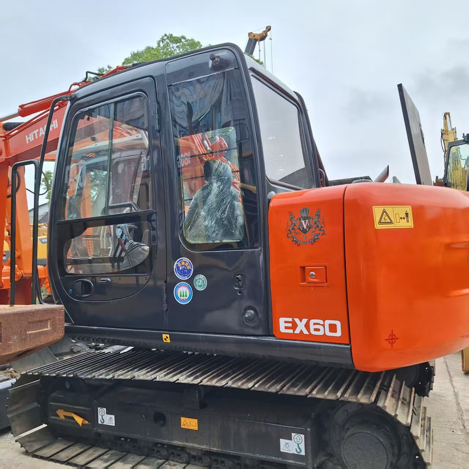 Hitachi EX60 Excavator - Kettenbagger: das Bild 2 Hitachi EX60 Excavator - Kettenbagger: das Bild 2