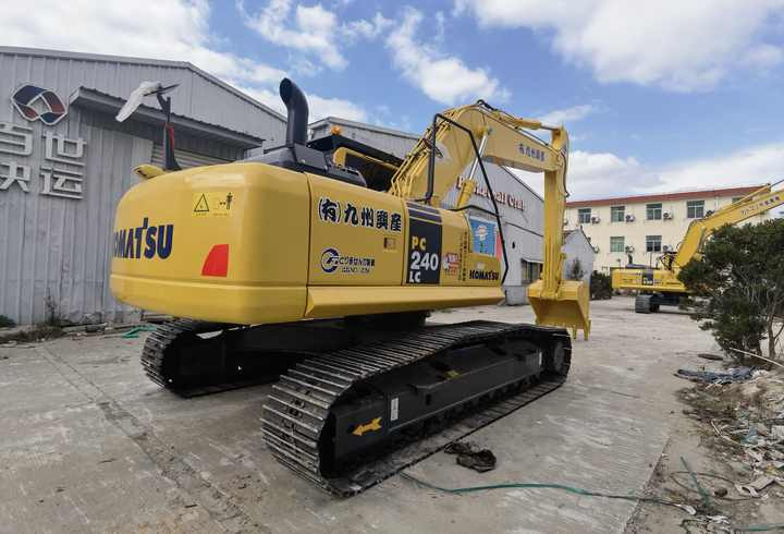 Japan original Komatsu PC240lc-8 digger, medium size hydraulic excavator PC200 PC210 PC220 PC240 for sale - Kettenbagger: das Bild 4 Japan original Komatsu PC240lc-8 digger, medium size hydraulic excavator PC200 PC210 PC220 PC240 for sale - Kettenbagger: das Bild 4