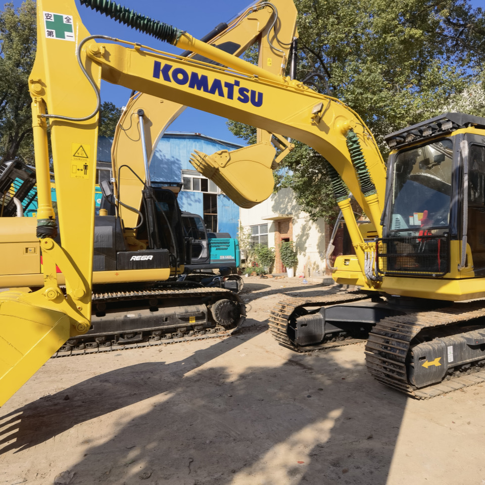 Komatsu PC130-7 Excavator - Kettenbagger: das Bild 1 Komatsu PC130-7 Excavator - Kettenbagger: das Bild 1