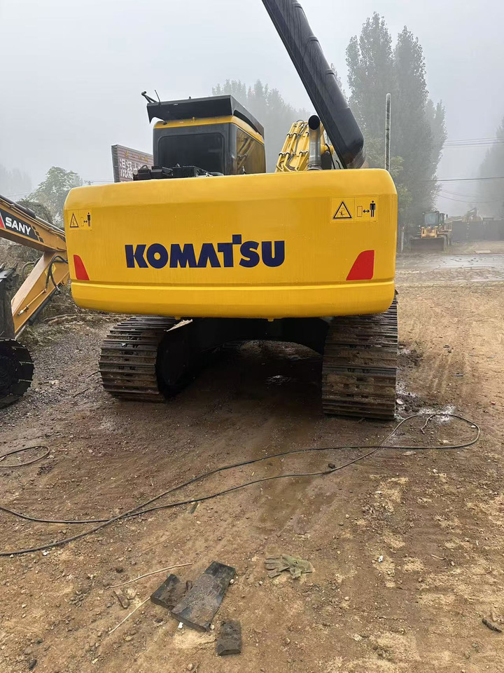 Komatsu PC200-7 excavator - Kettenbagger: das Bild 5 Komatsu PC200-7 excavator - Kettenbagger: das Bild 5