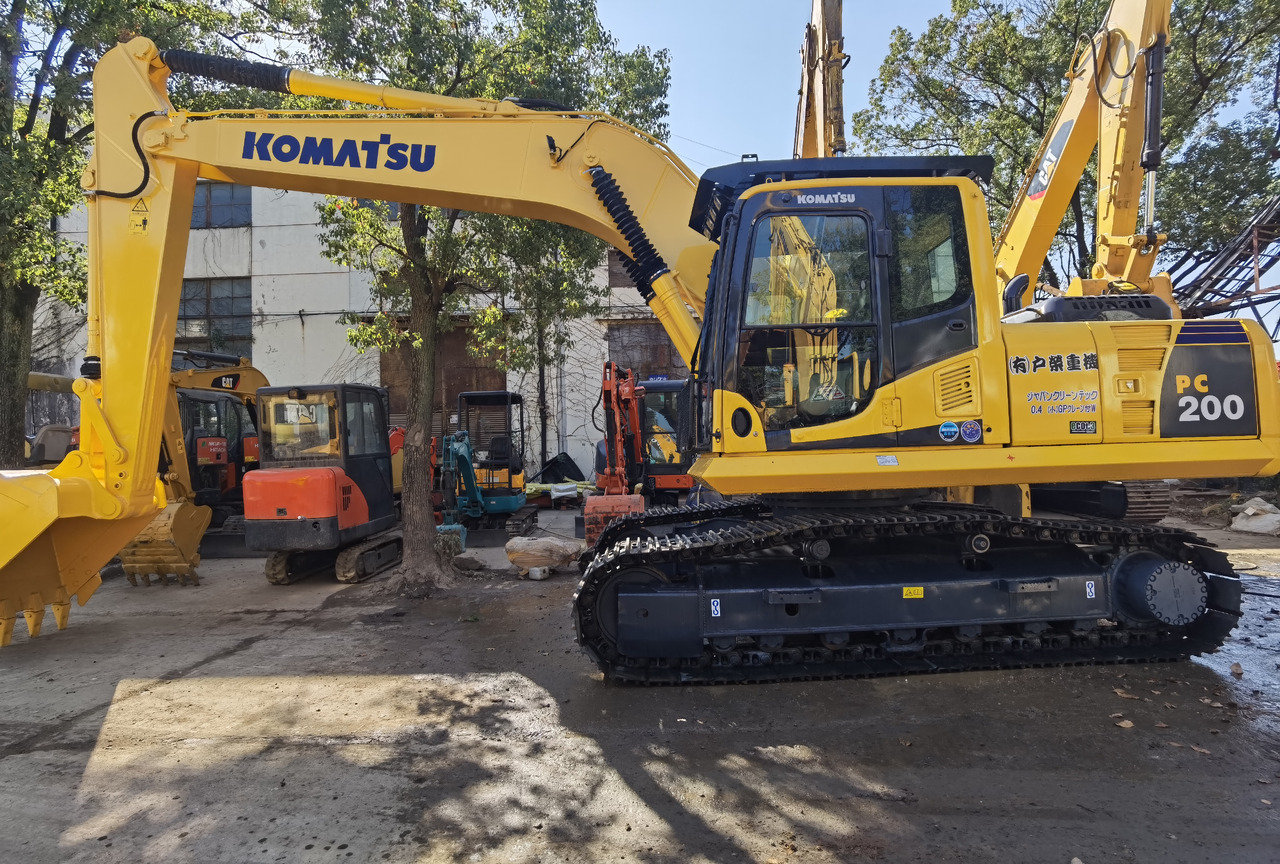 Komatsu PC200-8 Excavator - Kettenbagger: das Bild 3 Komatsu PC200-8 Excavator - Kettenbagger: das Bild 3