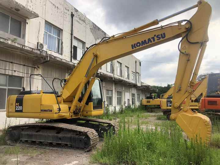 Kettenbagger Komatsu PC220-7: das Bild 6