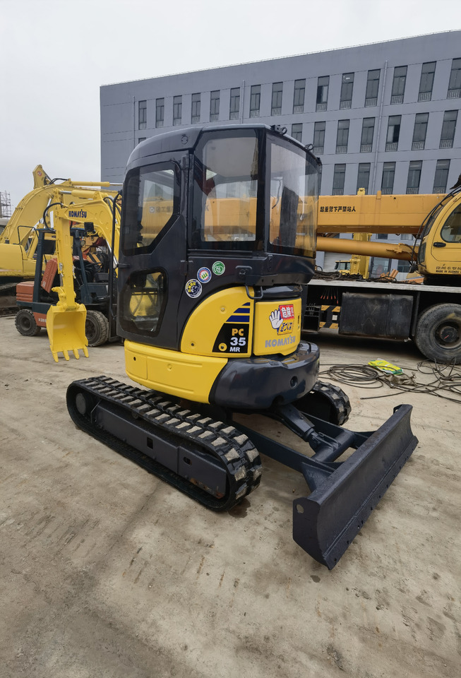 Komatsu PC35MR-3 Excavator - Kettenbagger: das Bild 4 Komatsu PC35MR-3 Excavator - Kettenbagger: das Bild 4