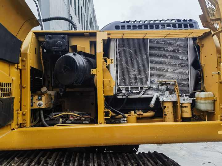 Used CAT 330D Crawler Excavator Big discount used caterpillar 30 ton large Excavator second hand machinery for sale - Kettenbagger: das Bild 2 Used CAT 330D Crawler Excavator Big discount used caterpillar 30 ton large Excavator second hand machinery for sale - Kettenbagger: das Bild 2